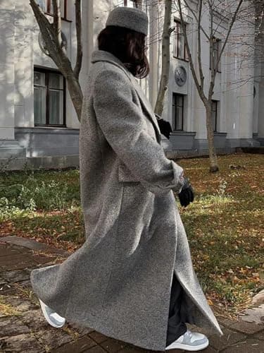 Long Wool Coats for Women: Fall/Winter Maxi Peacoat